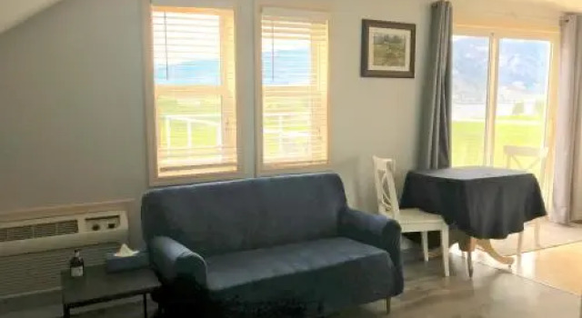 DAngelo Winery Farm House, Buchen Sie Pension Penticton 