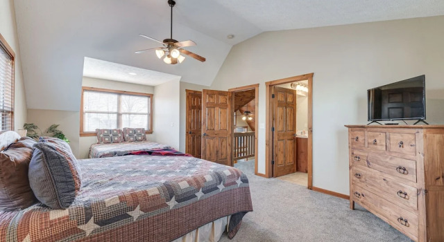 Families Welcome! Branson Resort-style Getaway