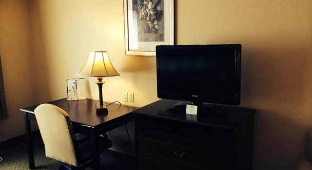 Номер Standard Best Western Penn-Ohio Inn & Suites