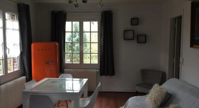 Gîte Vigneraie, Book Hotel Sainte-Gemme-Moronval 