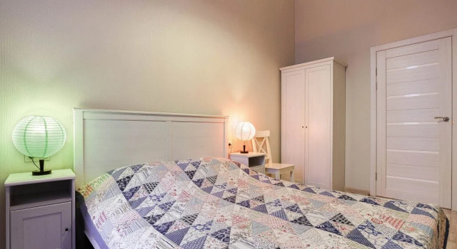 Apartments on Griboyedova 35, Забронировать Апартаменты/квартира Отели Санкт-Петербурга с парковкой, рядом с Станция метро «Сенная Площадь», Парковка