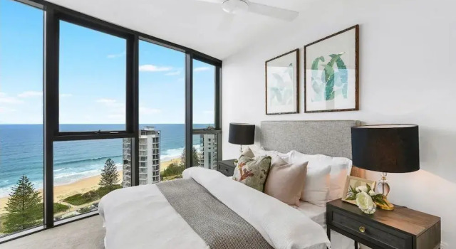 Люкс Executive с балконом и с видом на океан Vue Broadbeach - Official