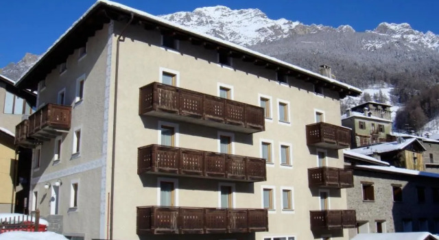 Casa Stefano E Lucia, Забронировать Отель Отели Бормио 3 звезды, рядом с Подъемник Бормио 2000, 3*