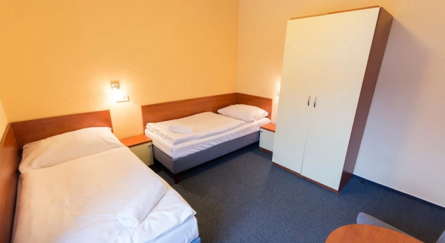 Четырёхместный номер Standard с 2 комнатами Hotel Na Kocandě