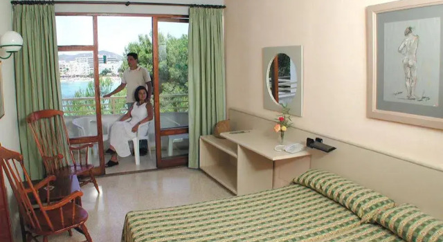 Intertur Apartamentos Miami Ibiza, Prenota Appartamento Santa Eulalia del Rio Ibiza