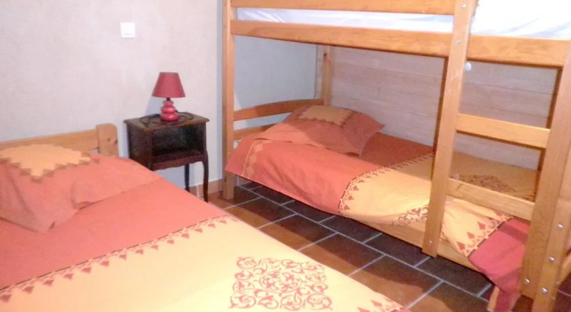 House With 2 Bedrooms in Molières, With Wonderful Lake View, Enclosed, Забронировать Отель Мольер Tarn-et-Garonne