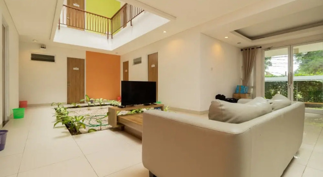 RedDoorz Syariah near Prasetya Mulya Cilandak campus, Buchen Sie Hotel Cilandak Jakarta, in der Nähe von Cilandak Stadtplatz
