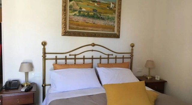 301B&B