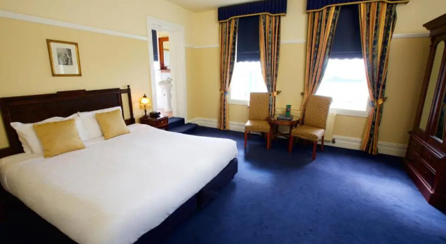 Двухместный номер Premier Carrington Hotel