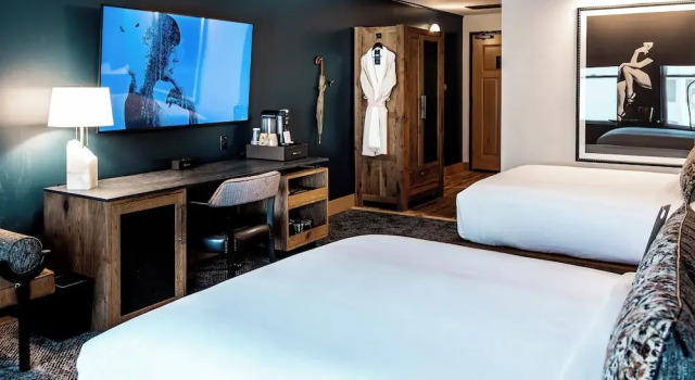 Четырёхместный номер Standard Hotel Renegade