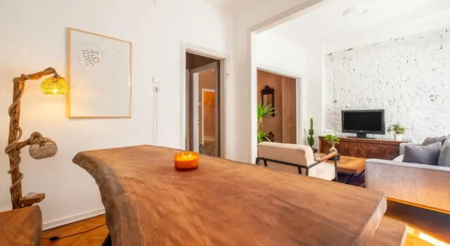 Charming Flat With Central Location in Kadikoy, Boek Appartement Kadıköy 