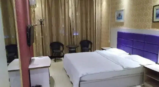 Xinzheng 8090 Network Inn, Book Hotel Zhengzhou Henan