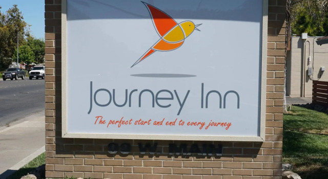 Journey Inn, Забронировать Отель Вудленд штат Калифорния, рядом с Музей бензозаправочных станций Reiff