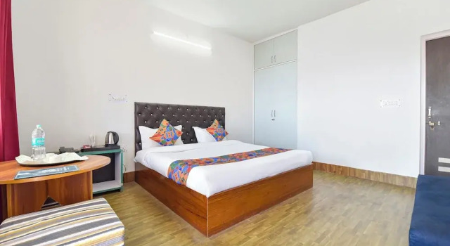 Номер Deluxe FabHotel Green Acres