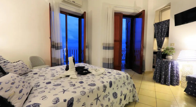 Люкс с балконом и с видом на море Due Relais - Panoramic Sea View Suites