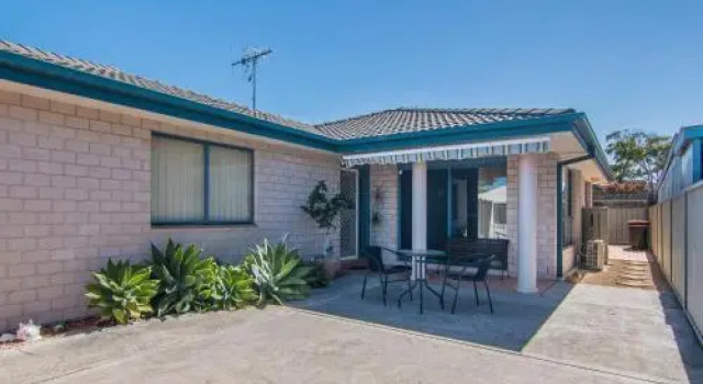 1/54 Parkes, Airconditioned