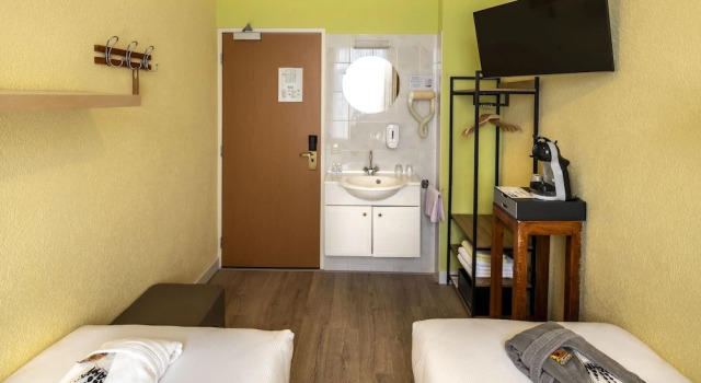 Двухместный номер Economy Jupiter Hotel