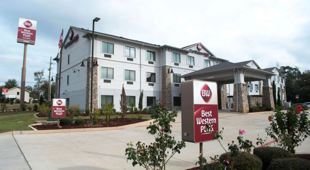 Best Western Plus Desoto Inn & Suites, Забронировать Отель Отели Мэнсфилд с бассейном, рядом с Музей Женского колледжа в Мэнсфилде, Бассейн