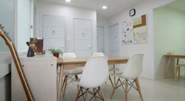 Ro&JO House(루밍 게스트하우스), Забронировать Отель Отели Сеула с завтраком, рядом с Торговый центр Y'Z PARK, Завтраки