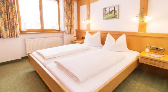 Полулюкс Hotel Alte Krone