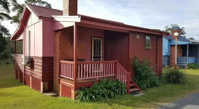 Lake Conjola Waterfront Holiday Park