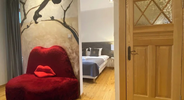 Двухместный номер Superior с балконом Dali ApartHOTEL