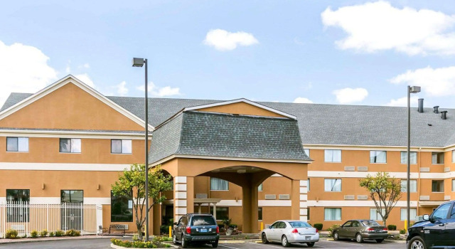 Quality Inn & Suites University-Airport, Prenota Hotel Louisville 