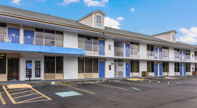 Motel-6 Lagrange Ga, Buchen Sie Motel LaGrange Georgia