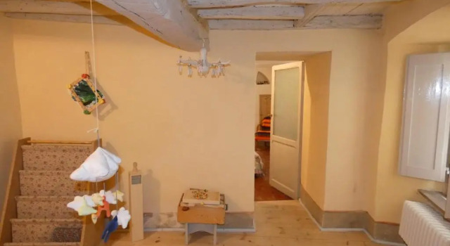 SCAPPO IN UMBRIA, nido cruxburgi, Varaa Hotelli Amelia Umbria