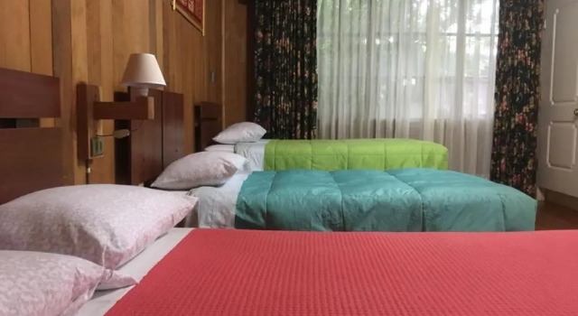 Четырёхместный номер Standard Hostal Kutralwe