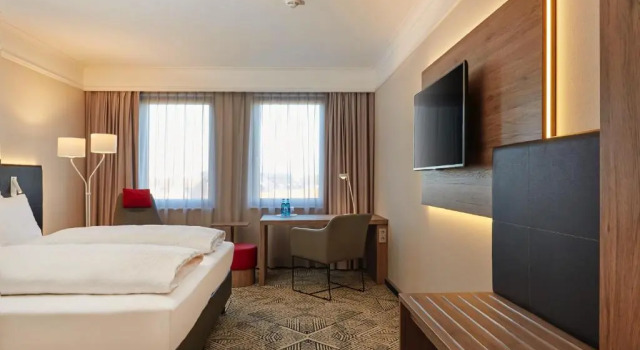 Двухместный номер Comfort H4 Hotel Hannover Messe, Trademark Collection by Wyndham