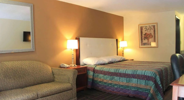 Двухместный номер Standard Travelodge by Wyndham Laurel Ft Meade Near NSA
