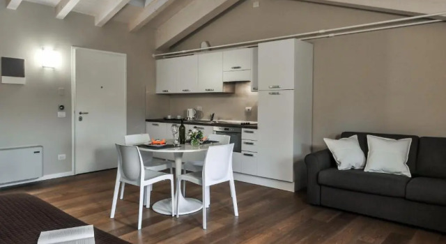 Студия Belvivere Suites