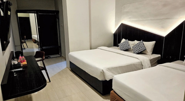 Standard Familie Zimmer Keller Airlangga Hotel