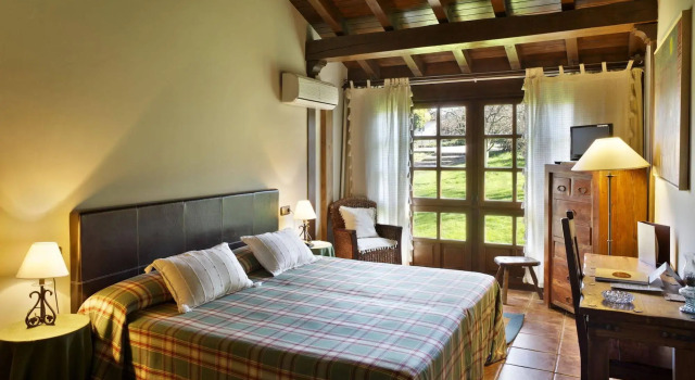 Hotel La Corte de Lugás, Забронировать Отель Вильявисьоса Косте-Верде