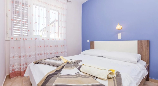 Amazing Home in Kampor With Wifi and 5 Bedrooms, Prenota Casa vacanze Kampor 