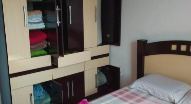 Casa com 2 quartos em condomínio