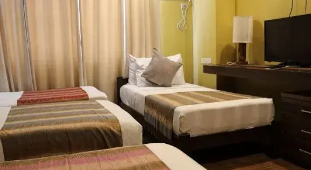 Четырёхместный люкс Thank You Inn (Shanghai Xianghuaqiao)