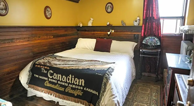 Номер Superior The Cochrane Rockyview Hotel