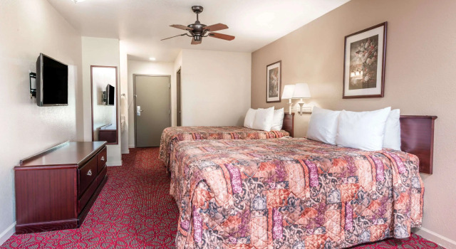 Days Inn St. Peters/St. Charles, Boek Hotel Hotels in Missouri met zwembad, Zwembad