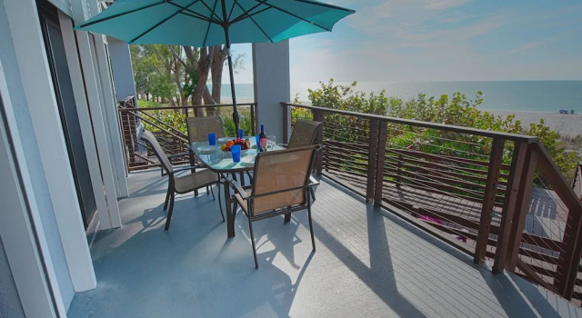 The Gulf Front Apartment 2