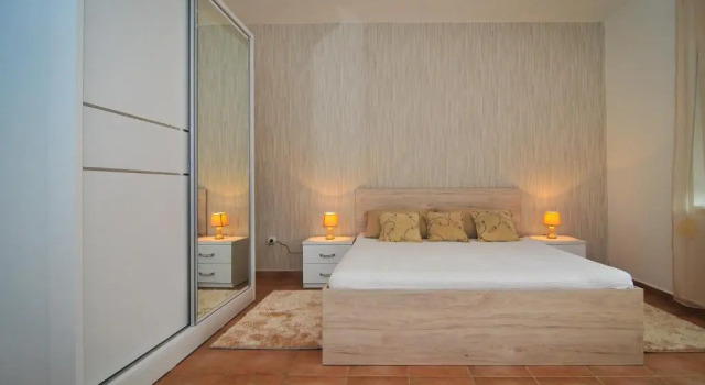Апартаменты c 1 комнатой Apartments Pean