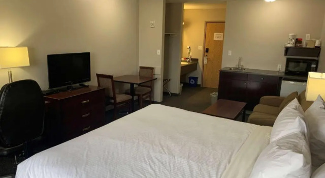Номер Standard SureStay Plus Hotel by Best Western Hardisty