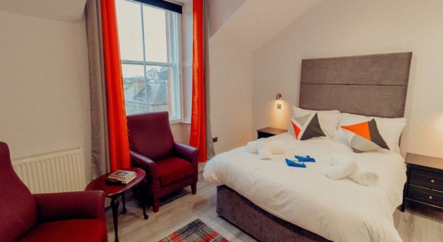 Standard Doppel Zimmer Mayfield Suites