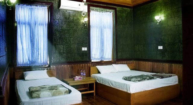 Golden Mrauk U Guest House, Book Guesthouse Mrauk U Rakhine State