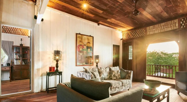 Люкс с 2 комнатами с видом на бассейн Temple Tree Resort