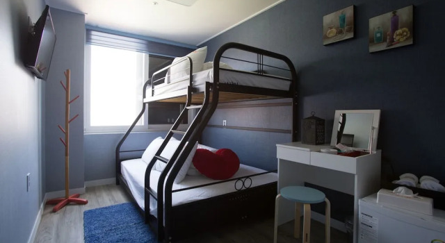 Четырёхместный номер Standard Myeongdong Sunshine Guesthouse