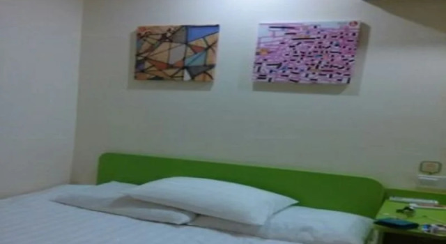 Hi Inn Ningbo Tianyi Square Branch, Prenota Hotel Haishu District Ningbo, vicino a Ningbo Drum Tower