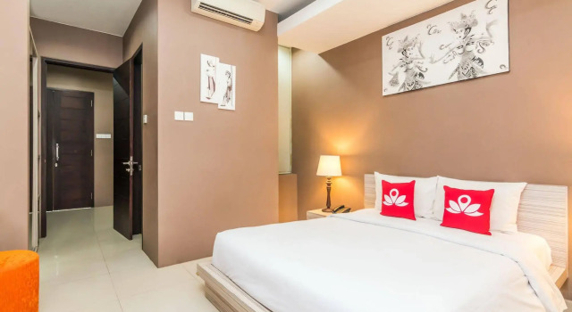 ZEN Rooms Jimbaran Udayana, Reservar Hotel Hotéis em Bali com piscina, Piscina