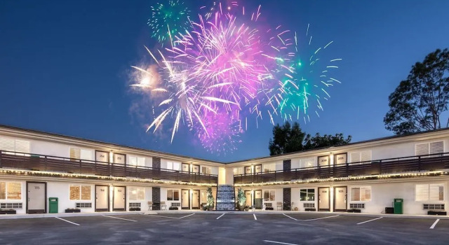 California Inn, Забронировать Мини-отель Мини-отели Анахайм, рядом с Курорт Disneyland® Resort, Мини-отель